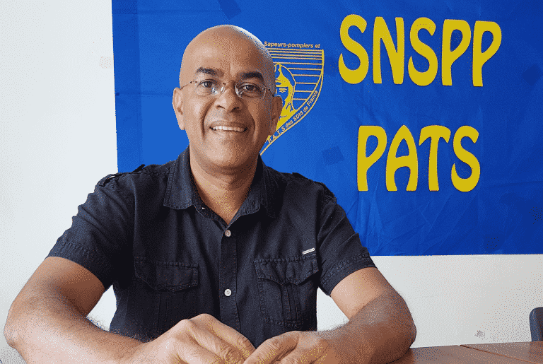 Willy Lauret au micro de Réunion 1ère au sujet de l’enquête sur la gestion du SDIS 974